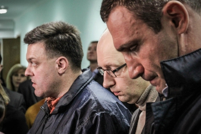 Майдан доручив опозиції вийти з переговорів з Януковичем