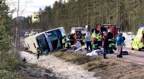 В Швеции перевернулся школьный автобус: есть погибшие