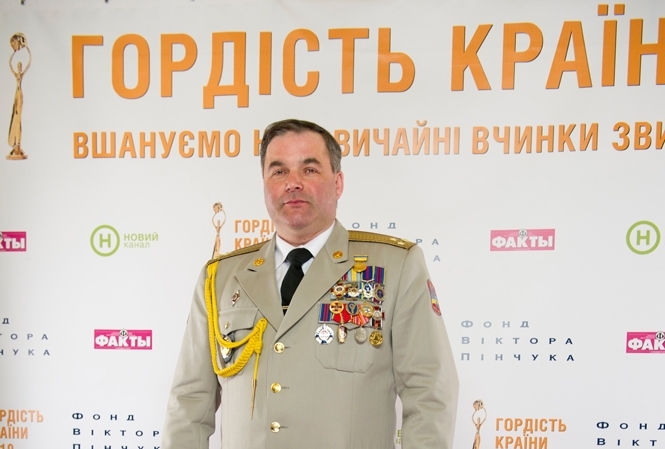 Начальник Київського військового училища вимагав $5 тис за вступ