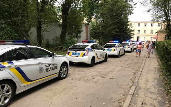 Два человека находятся в тяжелом состоянии в результате нападения пациента Львовской психбольницы