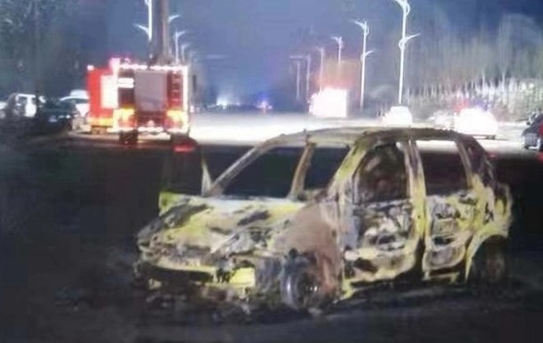 В Кабуле взорвали автомобиль посольства Италии