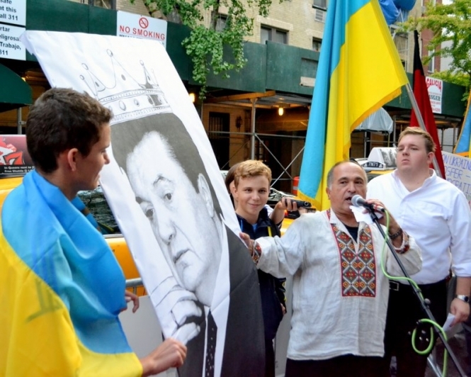 Попередження для Януковича: ситуація в країні 