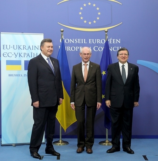 Втрачені шанси для Януковича і відгомін кіпрської кризи в Україні