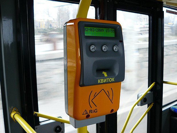 В Украине в городском транспорте появятся электронные билеты