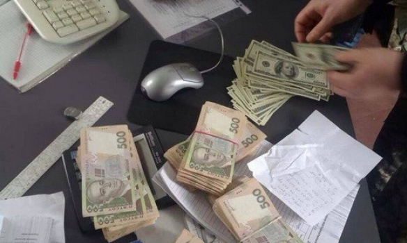 На Черкасщине чиновник ГСЧС погорел на взятке 820 тыс грн