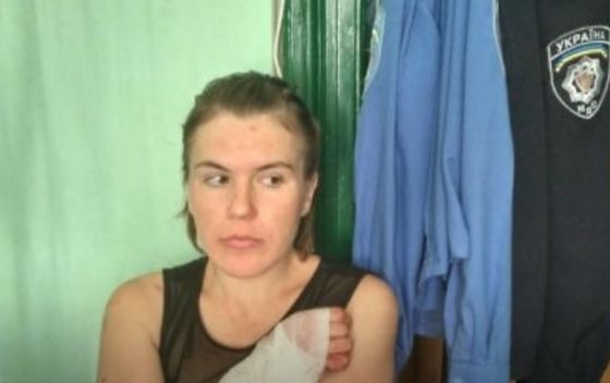 Во Львове россиянка, которая облила кислотой чиновника, сбежала из психушки