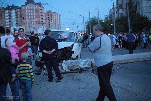Після ДТП за участю даішника в Івано-Франківську очевидці вчинили над ним самосуд (відео)