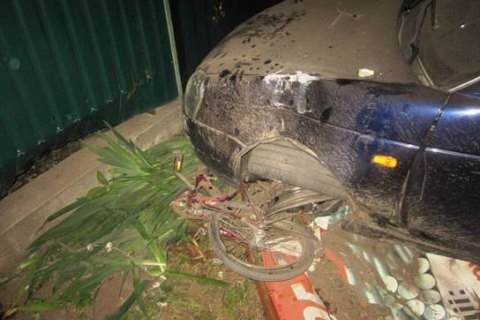 В Василькове автомобиль сбил насмерть двух девочек