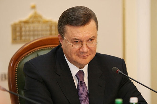 Янукович схвалив ще один податок для продавців цінних паперів