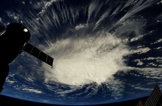 Вашингтон объявил чрезвычайное положение в ожидании урагана 