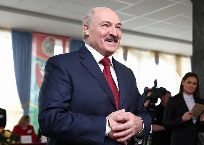 Лукашенко: Білорусь не збирається входити до складу Росії