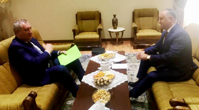 Президент Молдовы встретился с вице-премьером РФ и попросил Россию не вводить санкции