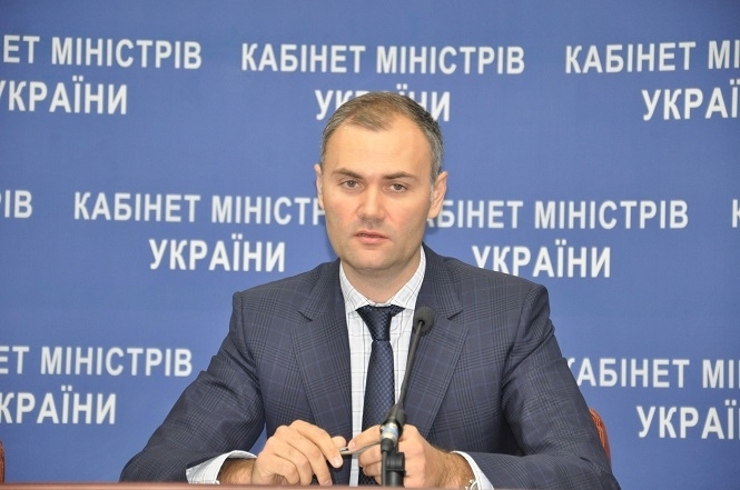 Суд дозволив ГПУ проводити заочне розслідування проти екс-міністра Колобова