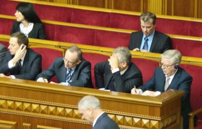 Рада закрилась так і не вирішивши питання Тимошенко (відео)