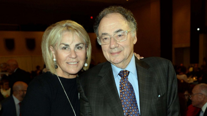 Канадский миллиардер Барри Шерман и его жена были убиты, - следствие