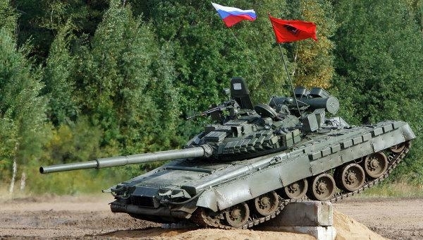 Под Макеевкой ОБСЕ обнаружила вторжение в Украину шести российских танков Т-80