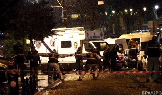 В результате взрыва в Стамбуле ранения получили четыре человека