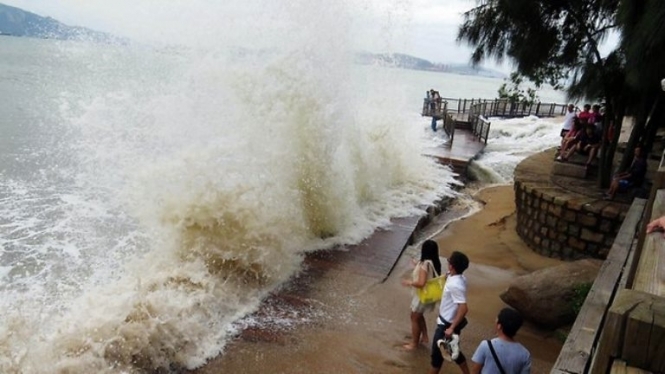Від тайфуну в Китаї постраждали 16,6 тис. людей