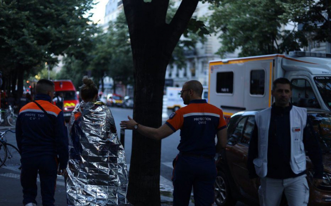 У центрі Парижа під час пожежі загинули троє людей, ще 28 постраждали
