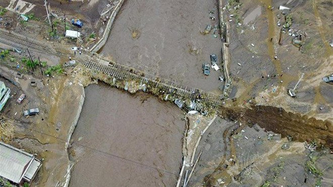 В Китае массово эвакуируют людей из-за наводнения