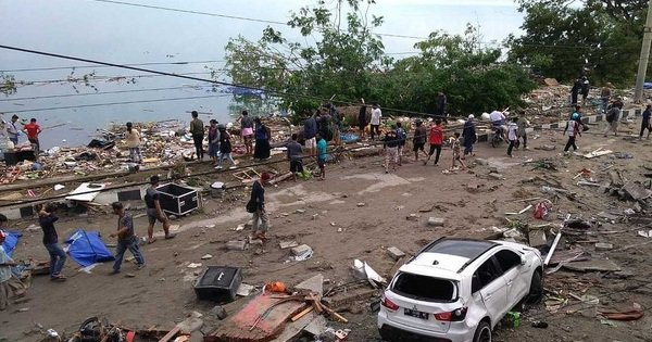 В Индонезии землетрясение вызвало цунами: не менее 384 погибших