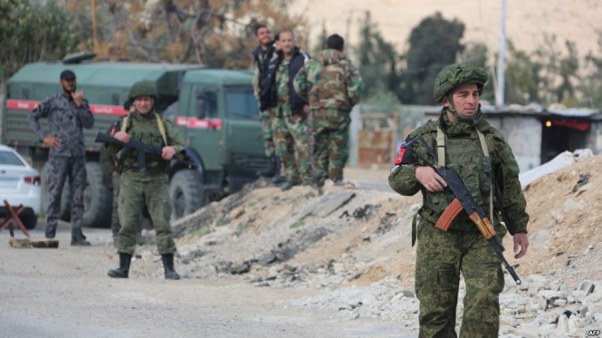 Войска Асада установили контроль над Думой, в город ввели военную полицию из России