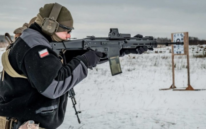 Польська прокуратура розпочала слідство щодо проблем зі штурмовими гвинтівками Gro