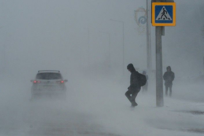 В столиці Казахстану оголосили надзвичайну ситуацію через снігову бурю