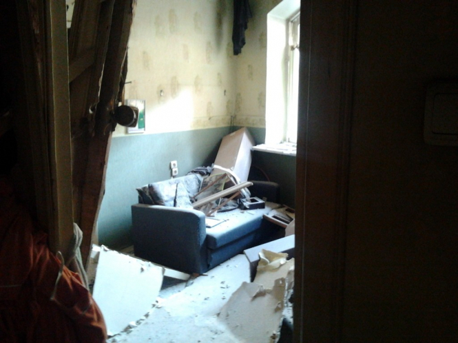 В киевской квартире произошел взрыв, два человека получили ожоги