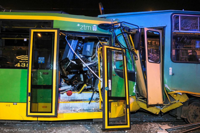 В Познани столкнулись три трамвая, есть пострадавшие