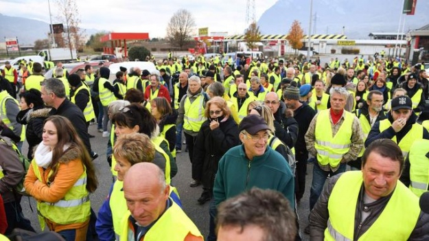 Протесты водителей во Франции: 229 пострадавших, более сотни задержанных