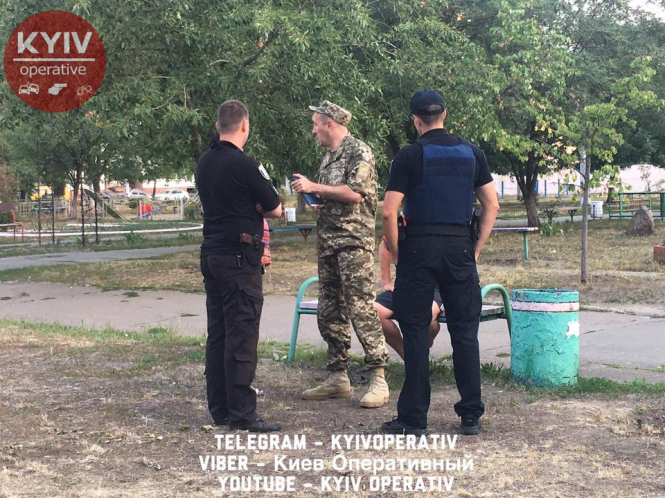 В Киеве пьяный полковник обстрелял жилой дом
