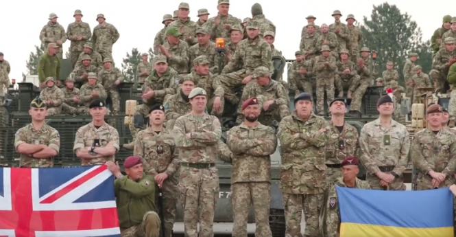 Нова Зеландія навчатиме українських військових у Великобританії