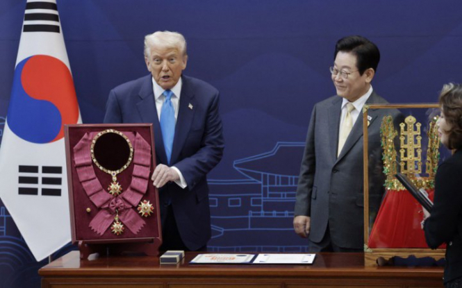 Трамп приїхав у Південну Корею