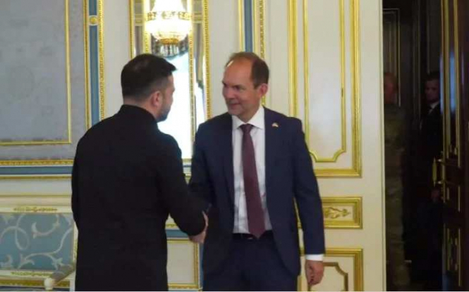 Зеленський обговорив із міністром оборони Данії Drone Deal та новий пакет військової допомоги