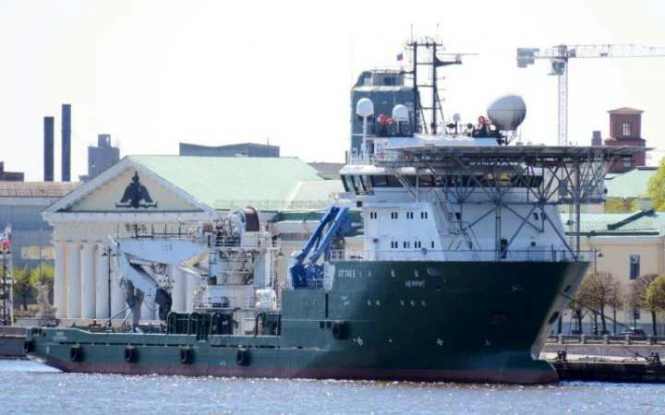 ВМС України уразили в порту Сочі російське судно забезпечення Nefrit