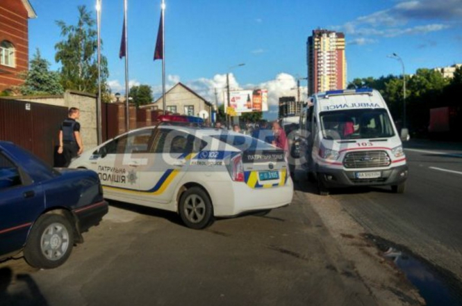 На СТО у Києві пролунав вибух, четверо людей постраждали
