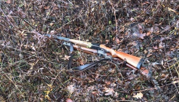 На Харьковщине охотник застрелил охотника, спутав с зайцем