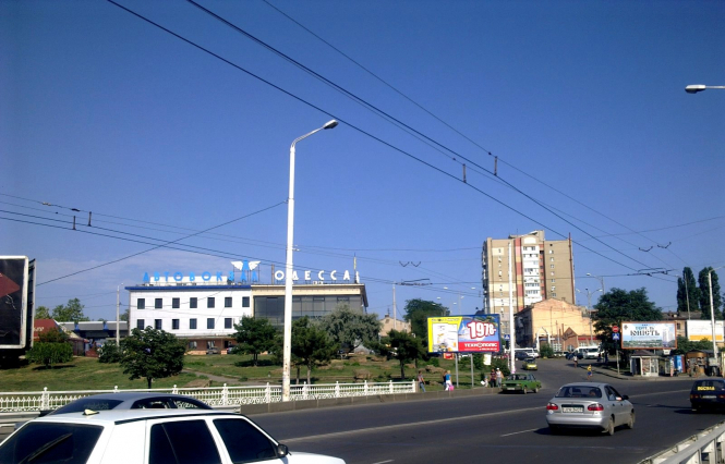 На міжнародному автовокзалі в Одесі шукали вибухівку