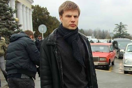 Алексея Гончаренко отпустили: во время задержания его били и запугивали