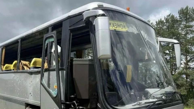 Удар по автобусу з дітьми: у лукашенка висунули нову версію