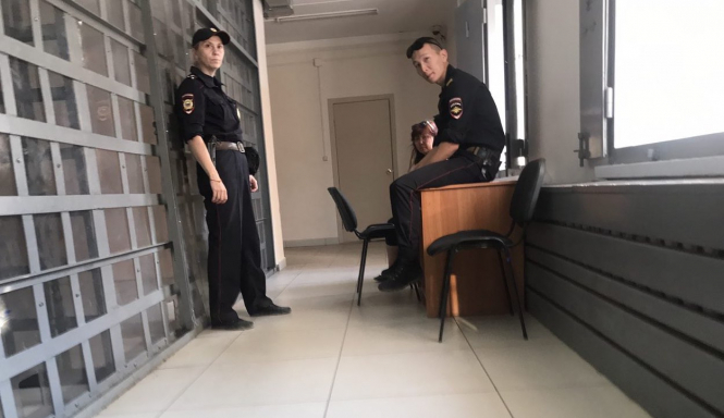 Участниц Pussy Riot задержали за акцию в поддержку Сенцова