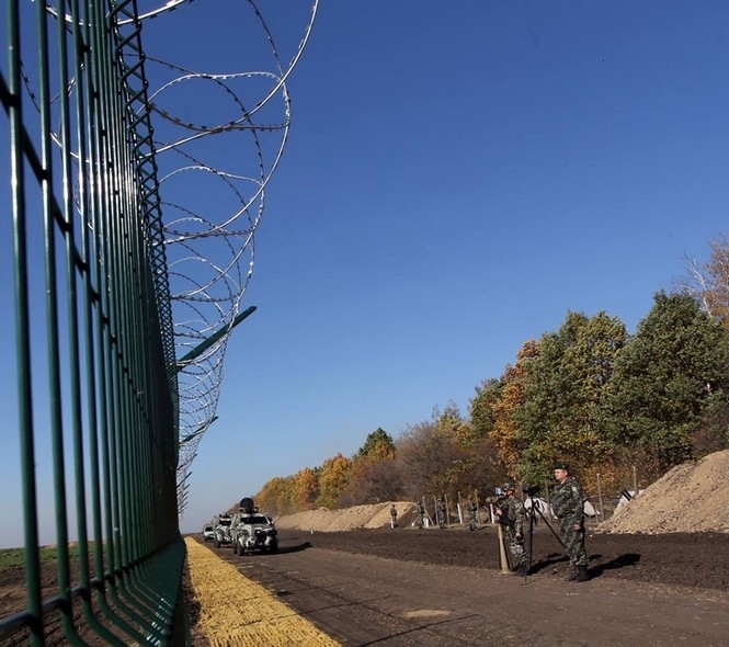 Длина стены между Венгрией и Румынией будет достигать 70 километров