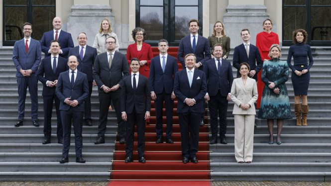 Новий уряд Нідерландів склав присягу