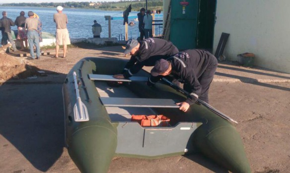 В Одесской области во время прогулки на лодке утонули три девушки
