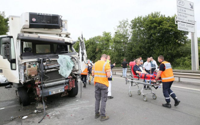 Масштабна аварія у Франції: більше 20 постраждалих 