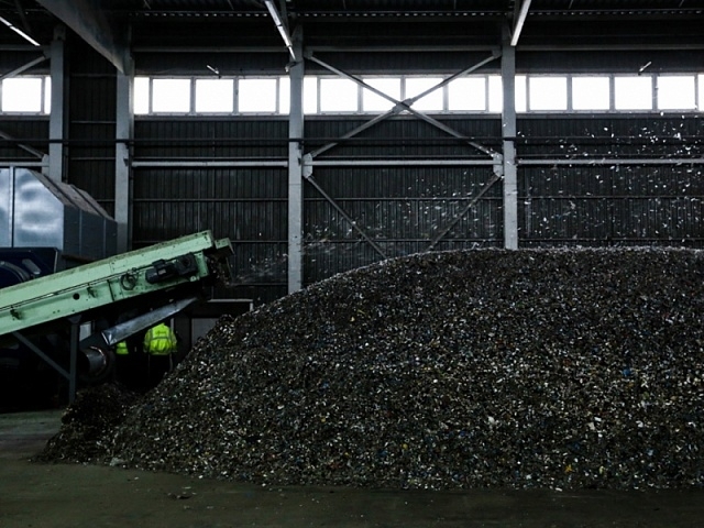 Уникальный украинский завод, который перерабатывает мусор в топливо, возобновил работу
