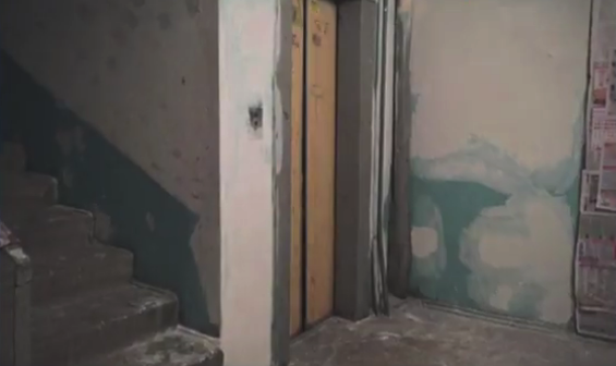 В жилом доме в Киеве оборвался лифт с пассажиром