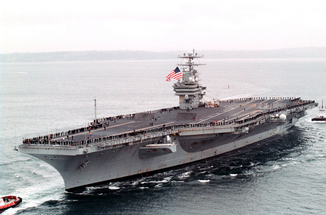 Американский авианосец Carl Vinson за несколько дней прибудет в Японское море