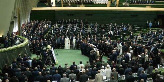 В Иране состоялась инаугурация избранного на второй срок президента Хассана Рухани
